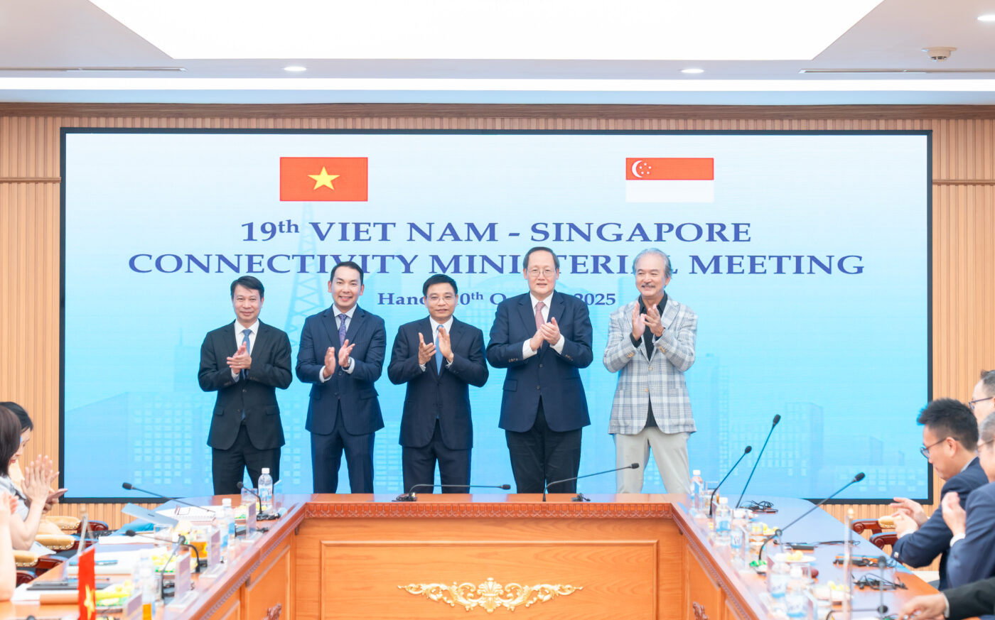 According to Dr. Yap Kwong Weng, CEO of Vietnam SuperPort™: “The OACT is a groundbreaking initiative, serving as an ‘extended arm’ of the airport cargo terminal system.”